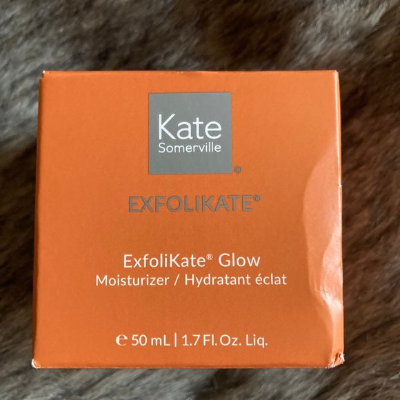 Exfolikate Glow Moisturizer - Picture 2 of 5